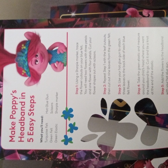 Trolls Xfinity *Glam & Jam* Kit - Picture 4 of 6